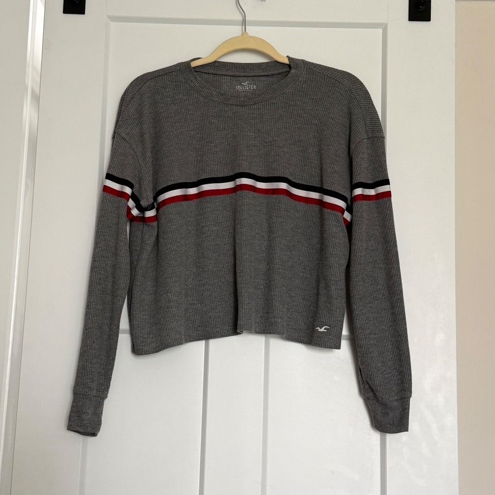 Hollister Gray Waffle Knit Cropped Long Sleeve Top XS Stripe Logo